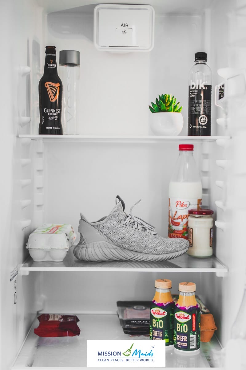 Picture of the interior of a refrigerator